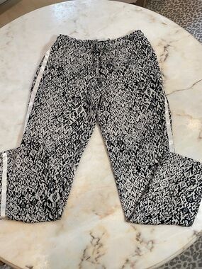 JAD Women's Black & White Printed Jogger Pants with Side Stripe